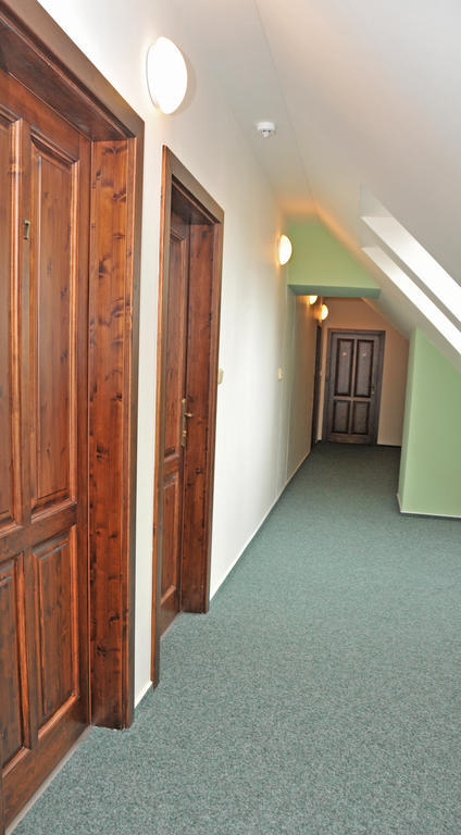 Penzion Na Fare Dubenec Kamer foto