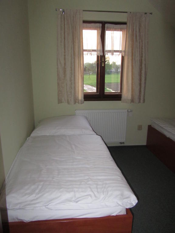 Penzion Na Fare Dubenec Kamer foto