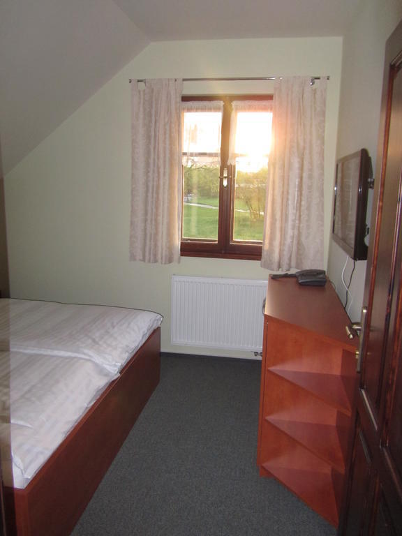Penzion Na Fare Dubenec Kamer foto