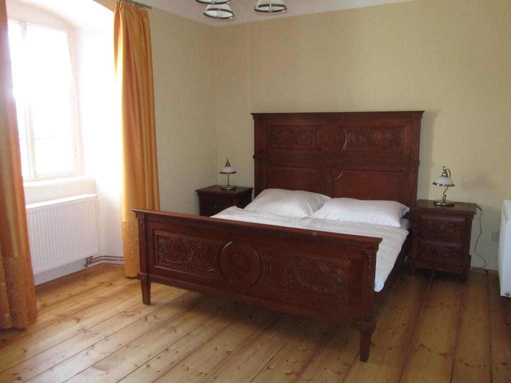Penzion Na Fare Dubenec Kamer foto
