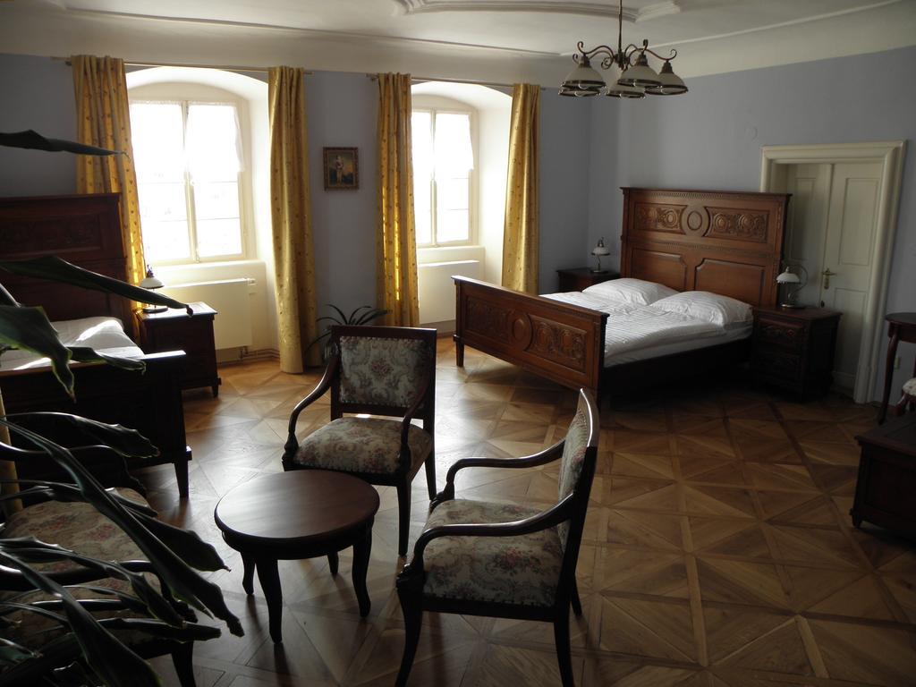 Penzion Na Fare Dubenec Kamer foto